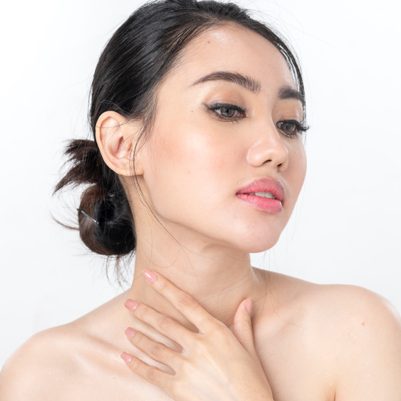 Saggy Neck treatemnt by Pure Wellness Clinic